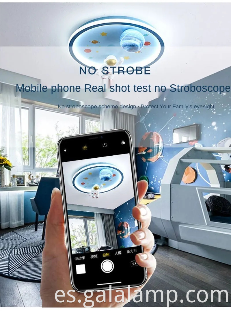 Dermanitamiento de la habitación de niños LED LED LIGHT Astronaut Astronaut Planeta Astronaut